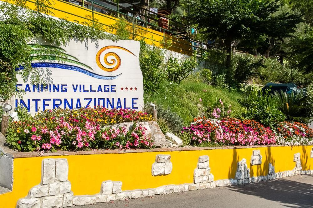 Camping Village Internazionale Sirolo Luaran gambar